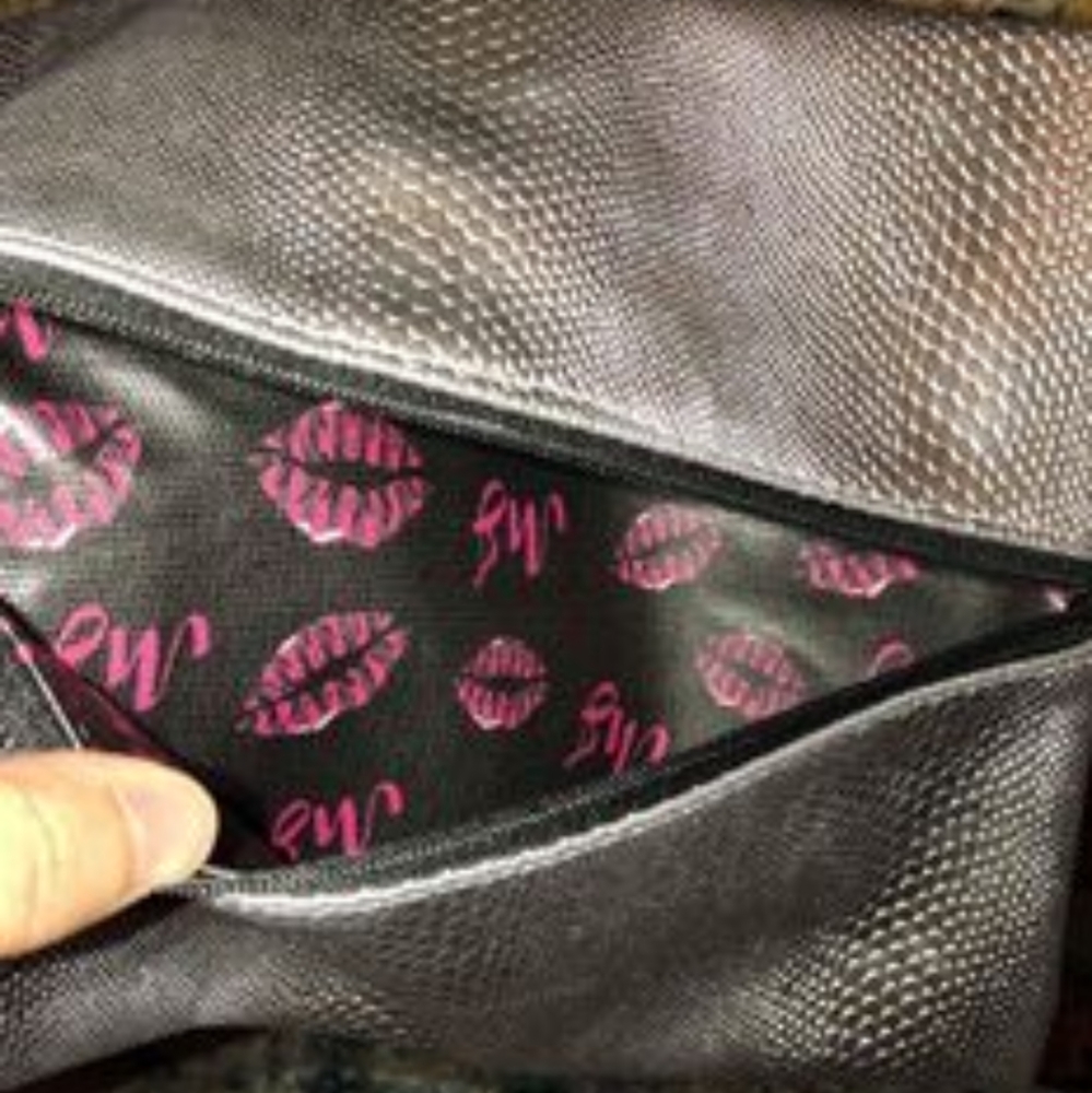 Silver Small Make up Junkie Bag - Picture 2 of 3